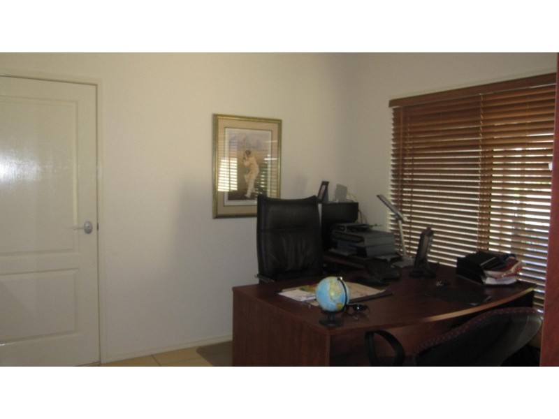 50 Calypso Street, Middle Ridge QLD 4350