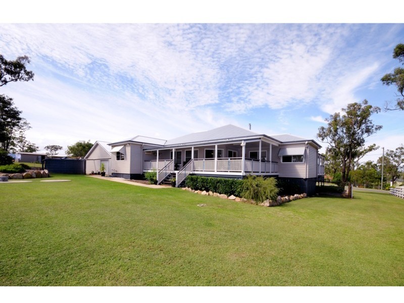 5 Phalaris Court, Toowoomba QLD 4350
