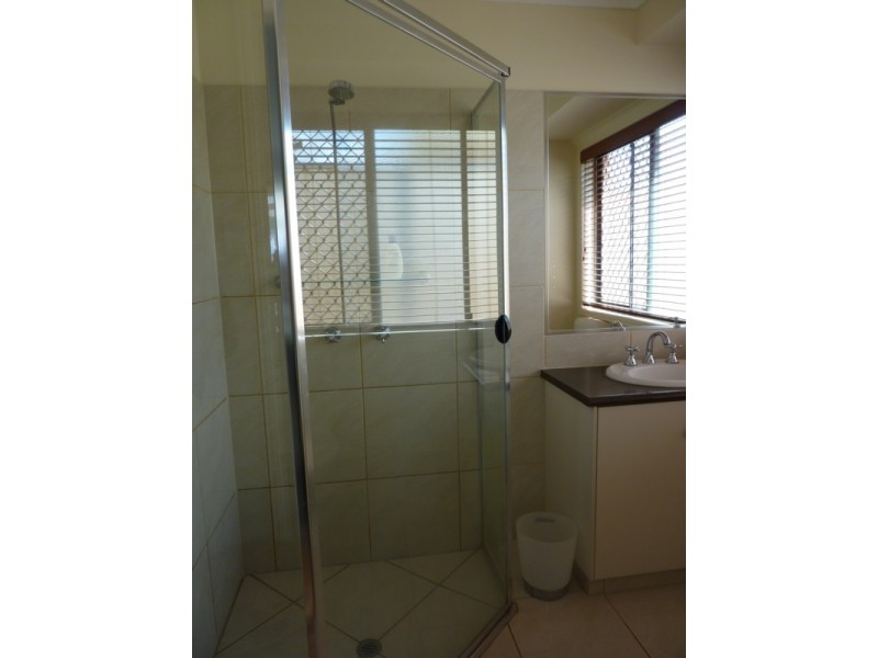 18 Cherokee Drive, Wilsonton QLD 4350