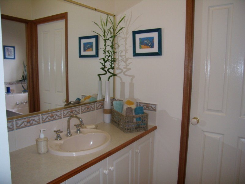 8 Purnawilla Court, Middle Ridge QLD 4350