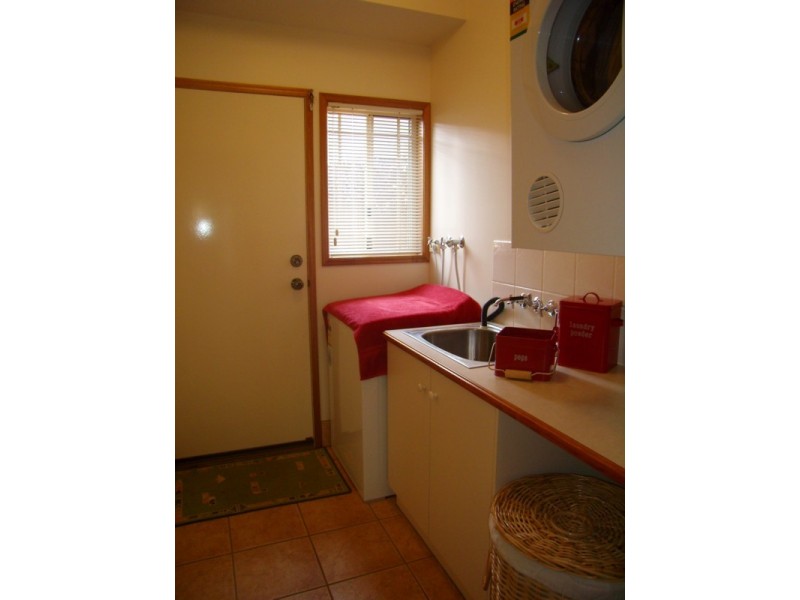 8 Purnawilla Court, Middle Ridge QLD 4350