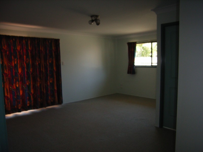 15 Brunckhorst Drive, Kearneys Spring QLD 4350