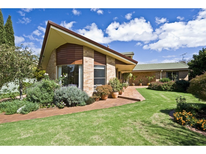 15 Rosbrook Court, Rangeville QLD 4350
