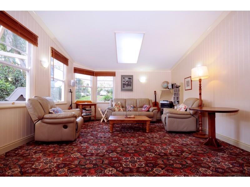8 Godfrey Street, East Toowoomba QLD 4350