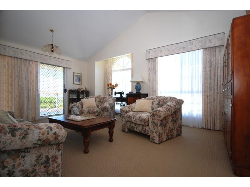 20 Timperley Drive, Highfields QLD 4352