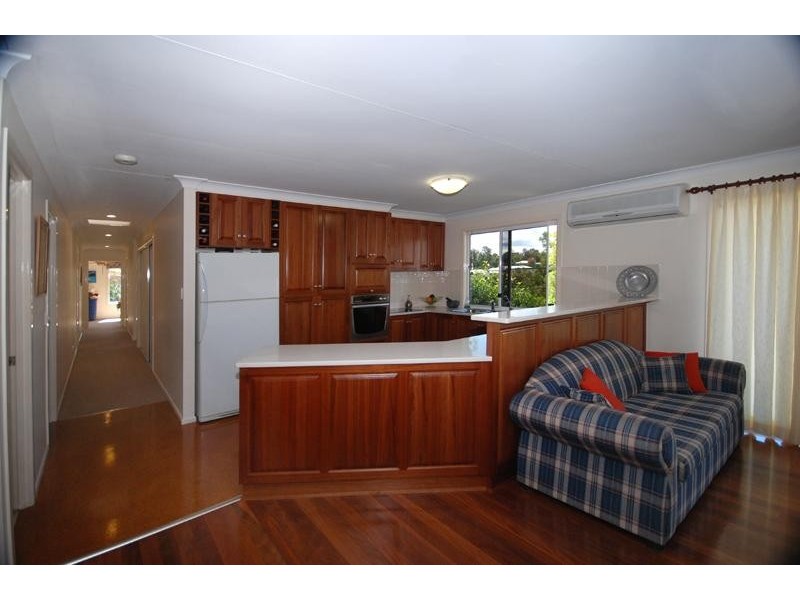 20 Timperley Drive, Highfields QLD 4352