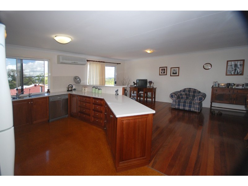 20 Timperley Drive, Highfields QLD 4352