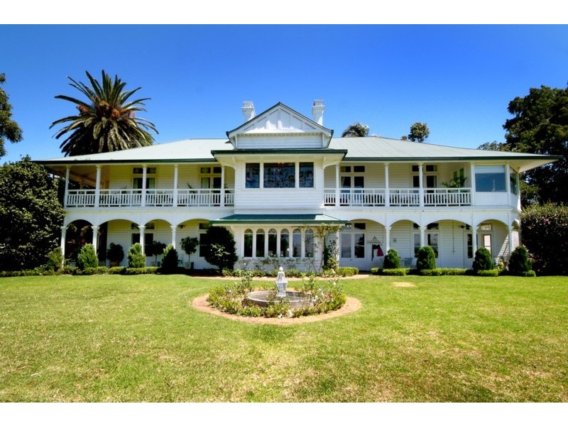 32 East Street, East Toowoomba QLD 4350