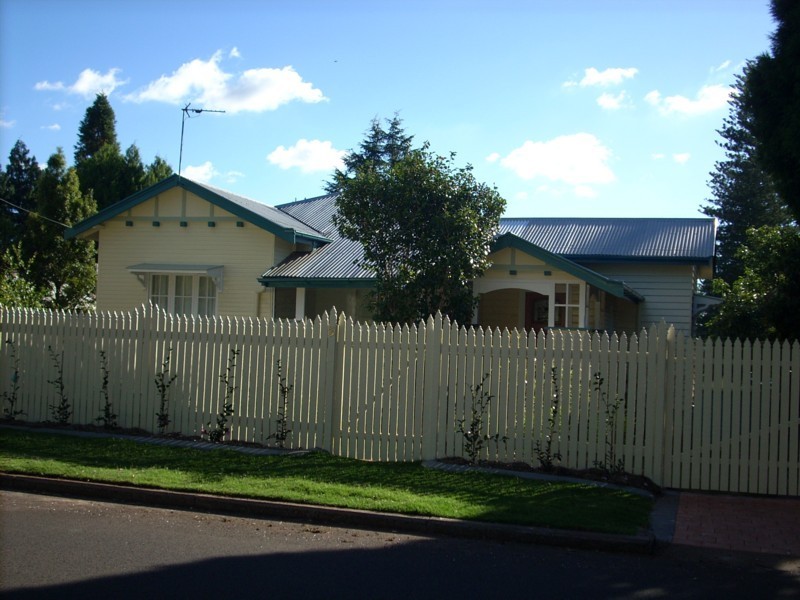 5 Fernside Street, East Toowoomba QLD 4350