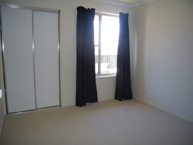 9 Schaefer Court, Westbrook QLD 4350