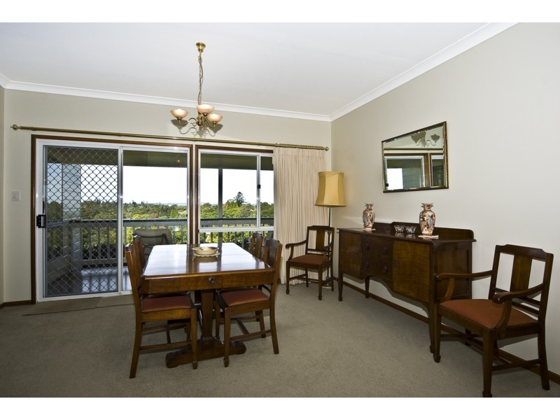 2/46a Mackenzie Street, Mount Lofty QLD 4350