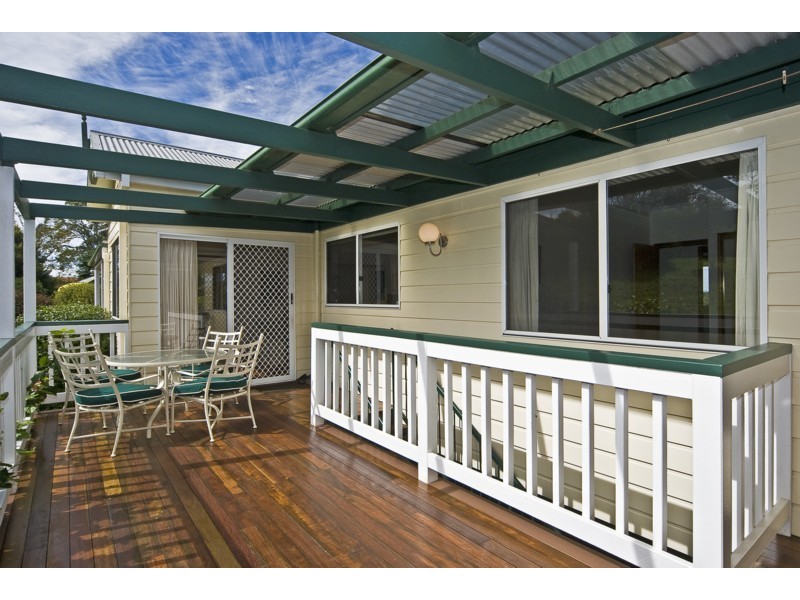 2/46a Mackenzie Street, Mount Lofty QLD 4350