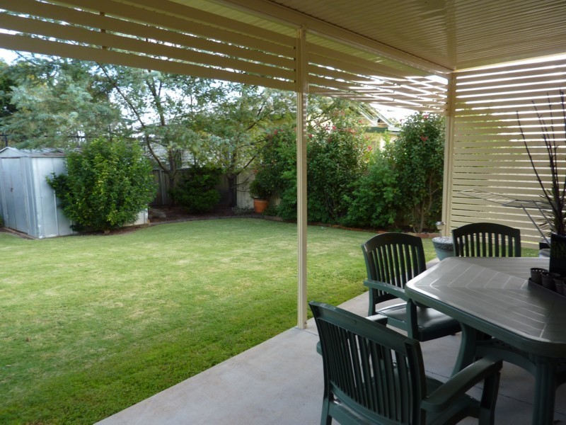 24 Cavell Street, East Toowoomba QLD 4350