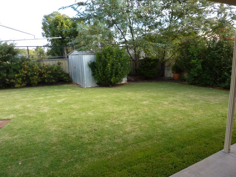 24 Cavell Street, East Toowoomba QLD 4350