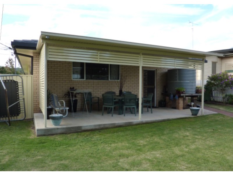 24 Cavell Street, East Toowoomba QLD 4350