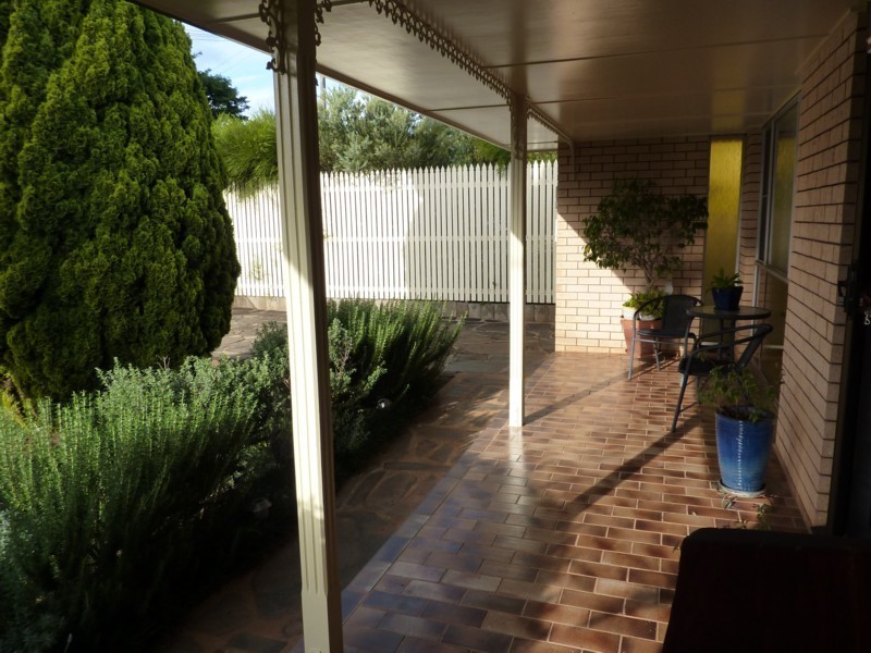 24 Cavell Street, East Toowoomba QLD 4350