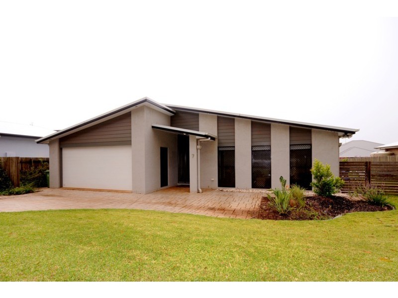 7 Tarlington Street, Middle Ridge QLD 4350