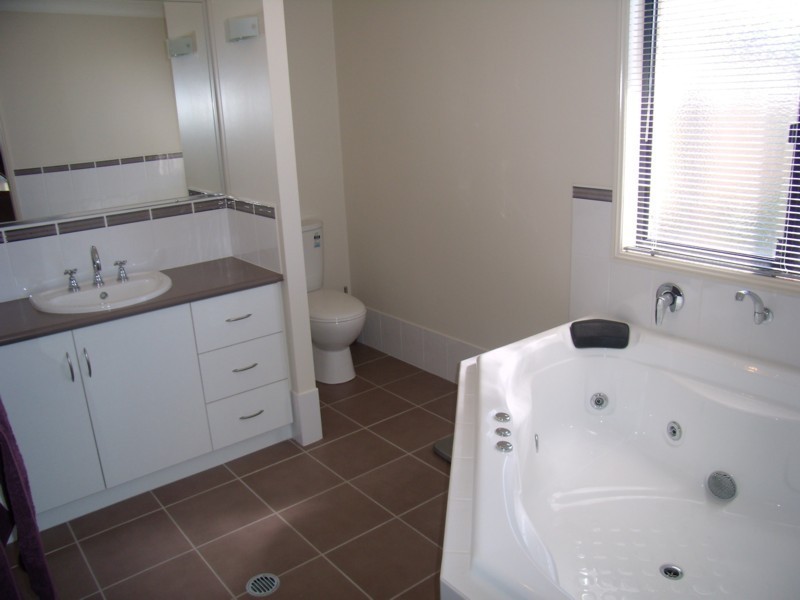 41 Phipps Drive, Toowoomba QLD 4350