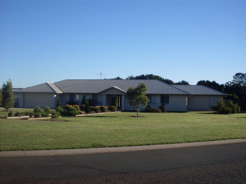32 Bunya View Drive, Highfields QLD 4352