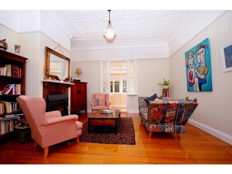 10 Francis Street, Toowoomba QLD 4350