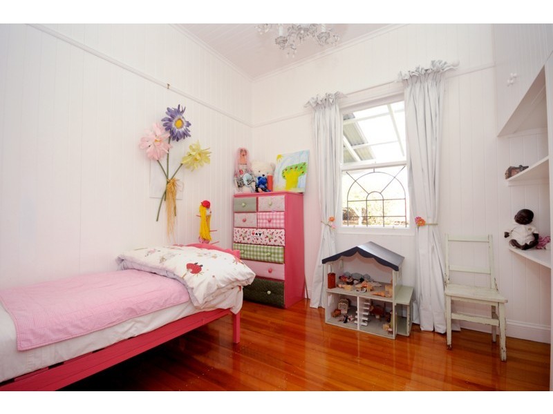 10 Francis Street, Toowoomba QLD 4350