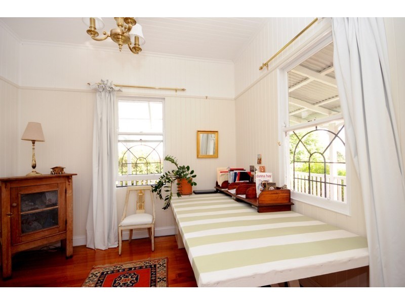 10 Francis Street, Toowoomba QLD 4350