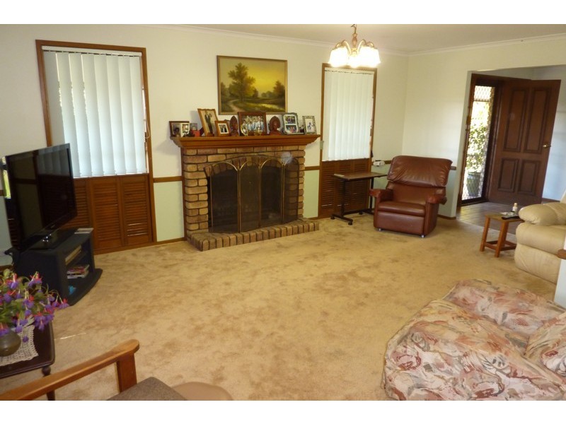 1 Ash Court, Toowoomba QLD 4350