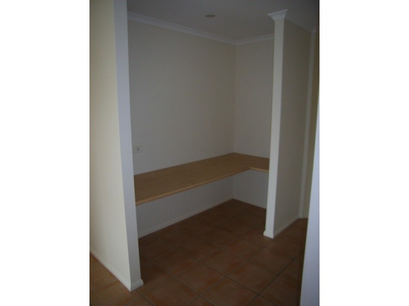 17 Hinchcliffe Drive, Toowoomba QLD 4350
