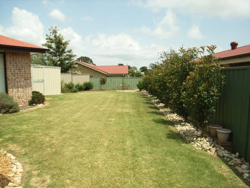 17 Hinchcliffe Drive, Toowoomba QLD 4350
