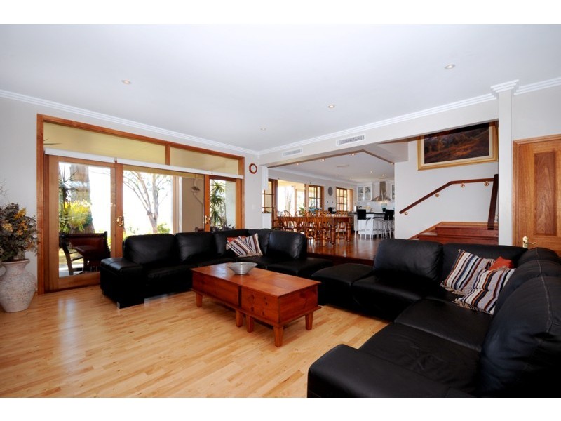 100 Prince Henry Drive, Toowoomba QLD 4350