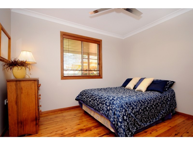 100 Prince Henry Drive, Toowoomba QLD 4350