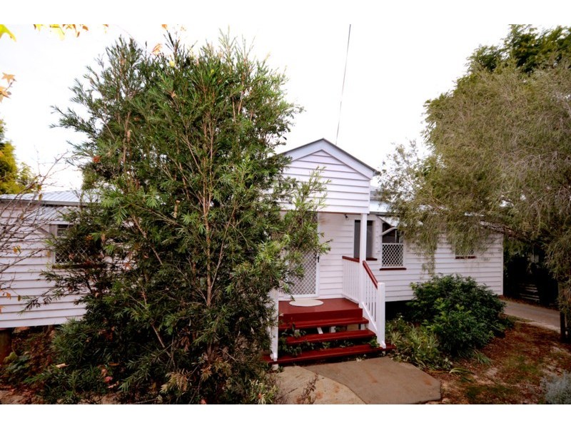 252 West Street, Toowoomba QLD 4350