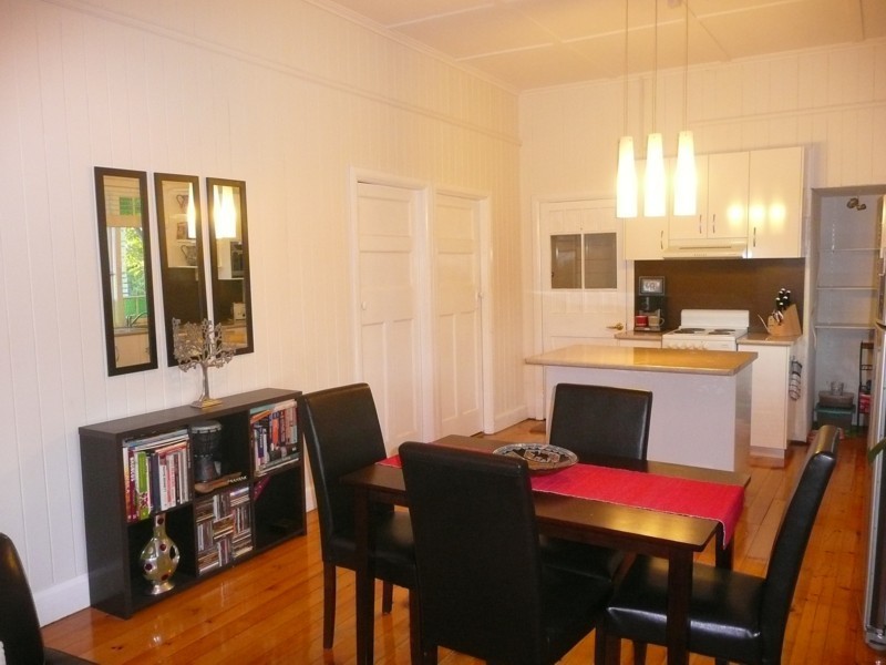 4 Stephen Street, South Toowoomba QLD 4350