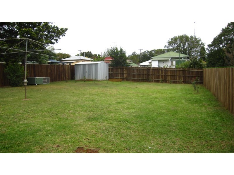 4 Stephen Street, South Toowoomba QLD 4350