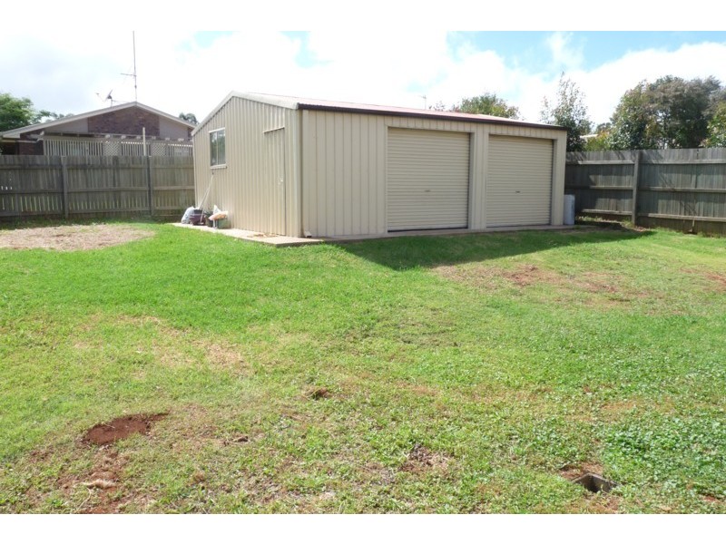 4 Throwleigh Close, Toowoomba QLD 4350