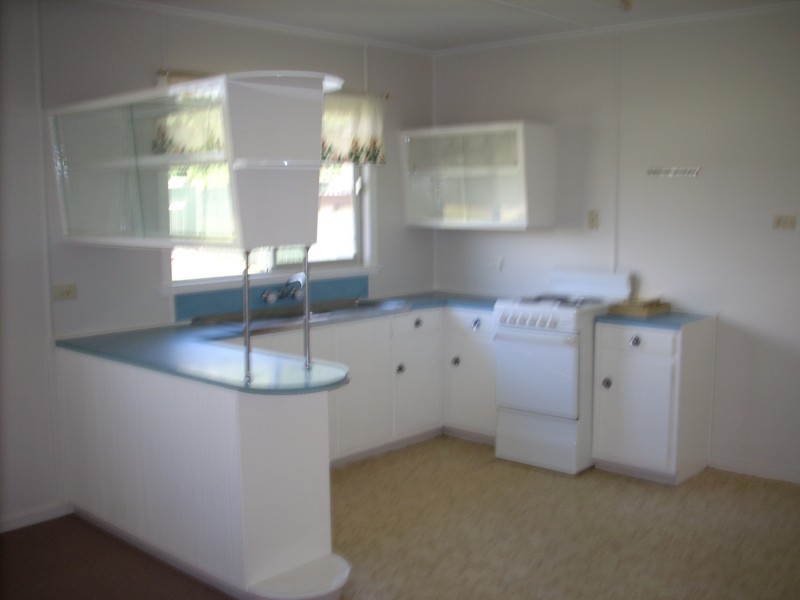 2 Canberra Street, Harristown QLD 4350