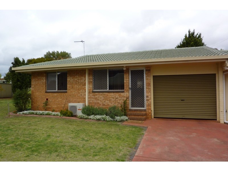 6/100a Holberton Street, Toowoomba QLD 4350