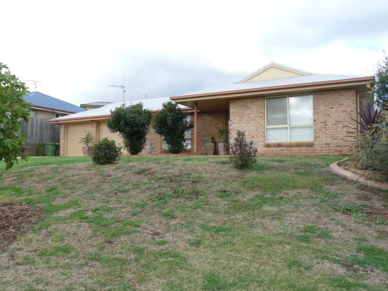 102 Gorman Street, Darling Heights QLD 4350