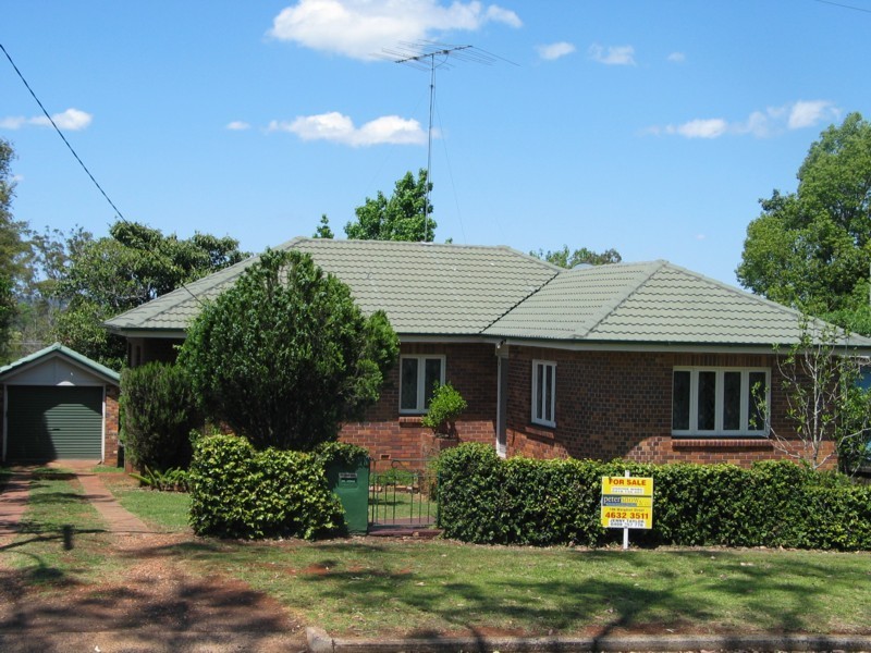 20 Alford Street, Mount Lofty QLD 4350