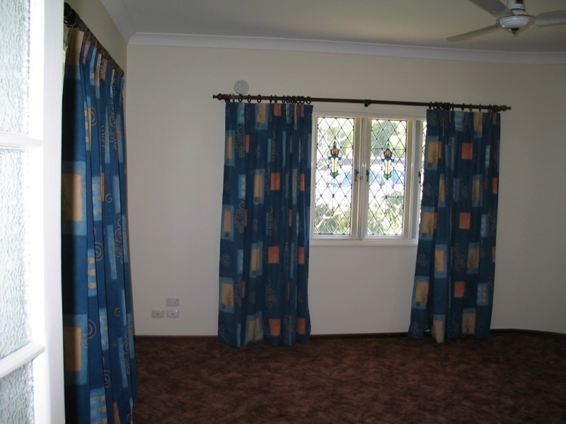 20 Alford Street, Mount Lofty QLD 4350
