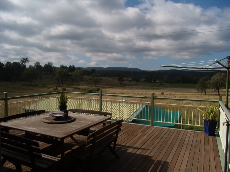 702 Murphys Creek Road, Murphys Creek QLD 4352