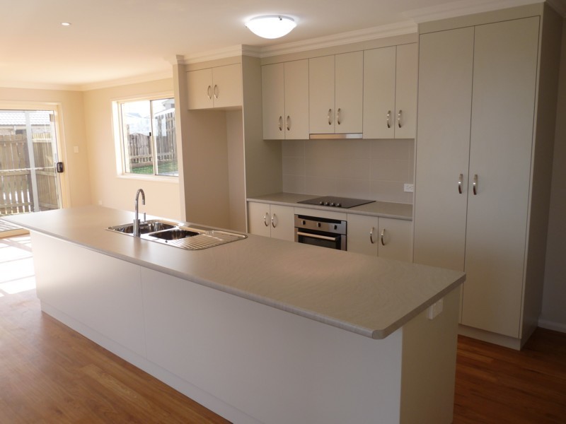 4 Dodson Crescent, Toowoomba QLD 4350