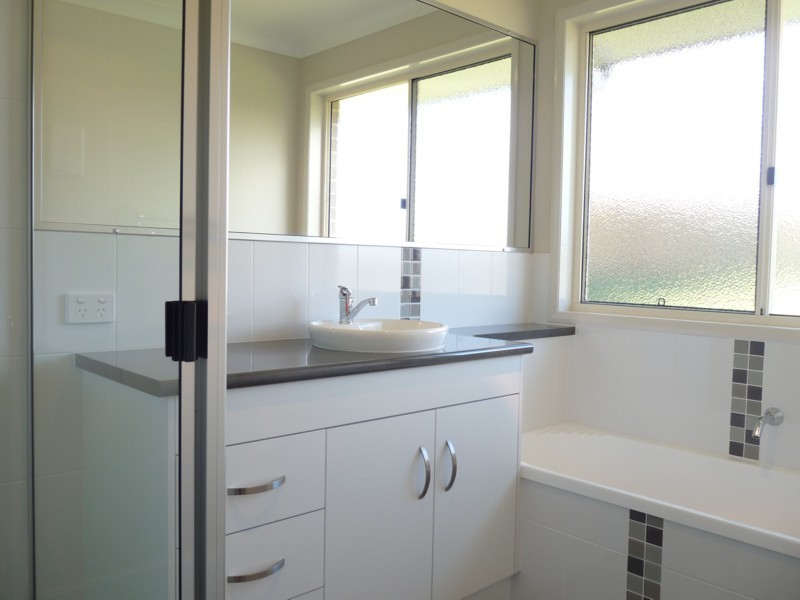 4 Dodson Crescent, Toowoomba QLD 4350