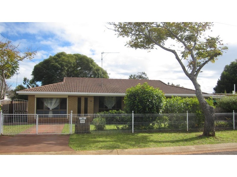 16 Damian Crescent, Toowoomba QLD 4350