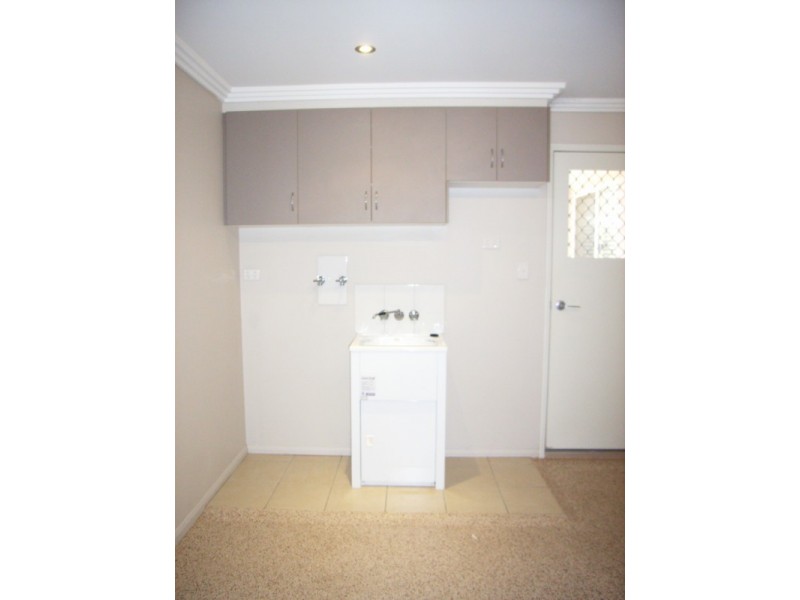 2/375 Stenner Street, Toowoomba QLD 4350