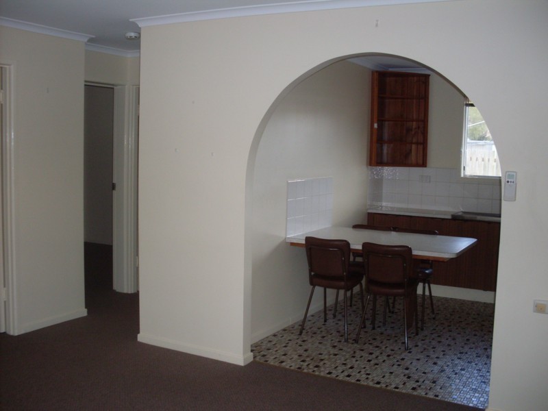 1/218 Mackenzie Street, Toowoomba QLD 4350