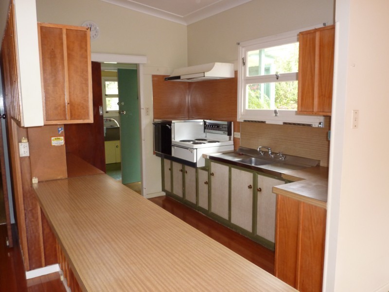 2 Crown Street, Toowoomba QLD 4350