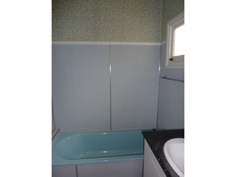 2 Crown Street, Toowoomba QLD 4350