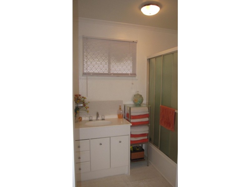 18 Proposch Street, Oakey QLD 4401