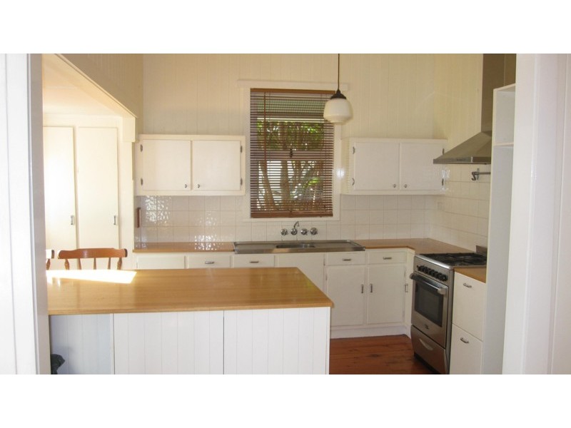 9 Stephen Street, Toowoomba QLD 4350